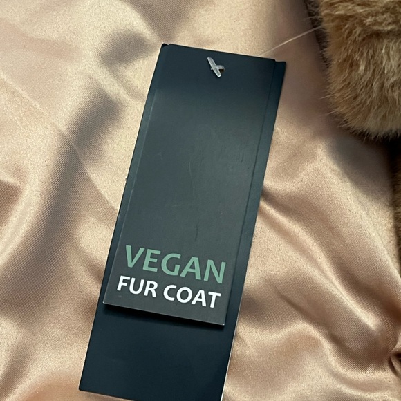 French Connection Camel Teddy Jacket, NWT, Vegan Fur Coat, XS - Picture 12 of 13